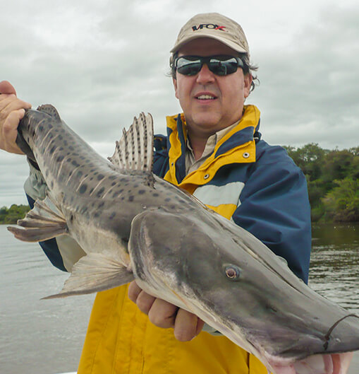 Argentina: Pesca em Esquina
